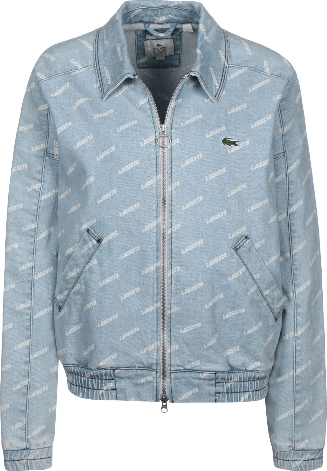 Chily se sape en Lacoste et Nike dans 